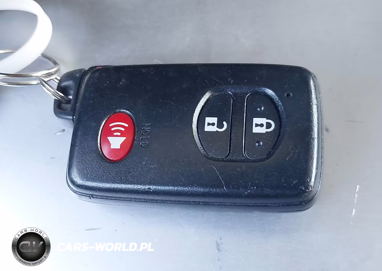 2013 Toyota Prius Three Se VIN:JTDKN3DU4D5610372 - 11
