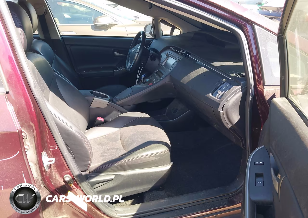 2013 Toyota Prius Three Se VIN:JTDKN3DU4D5610372 - 5