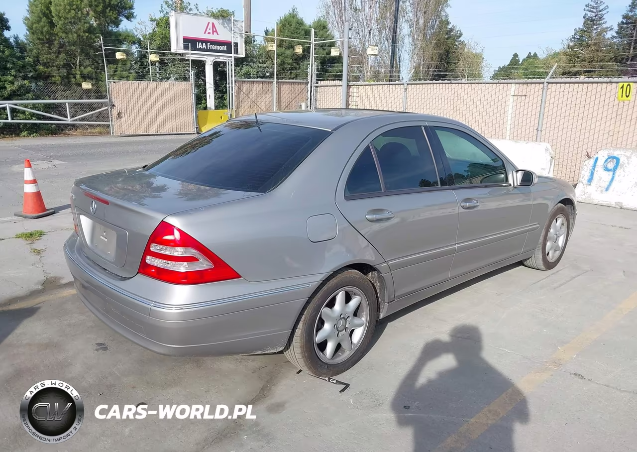 2003 Mercedes-Benz C 240 VIN:WDBRF61J73A423364 - 4