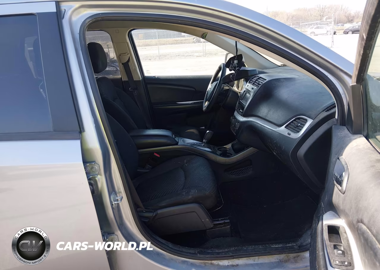 2020 Dodge Journey Se Value VIN:3C4PDCABXLT279596 - 5