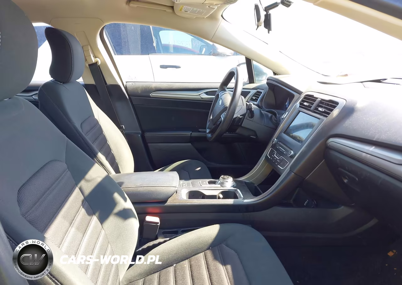 2018 Ford Fusion Se VIN:3FA6P0HD6JR239640 - 5
