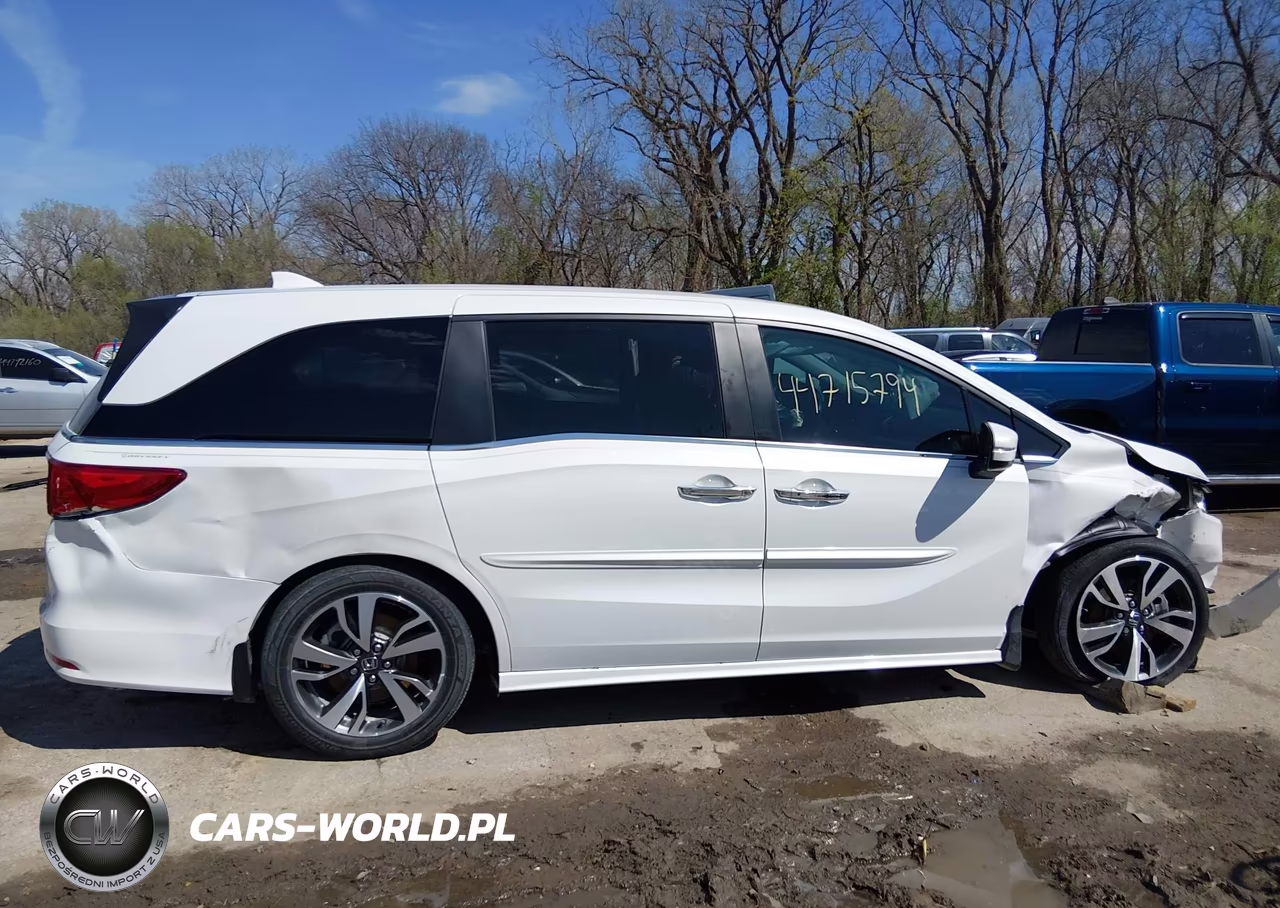 2023 Honda Odyssey Touring VIN:5FNRL6H87PB021659 - 14