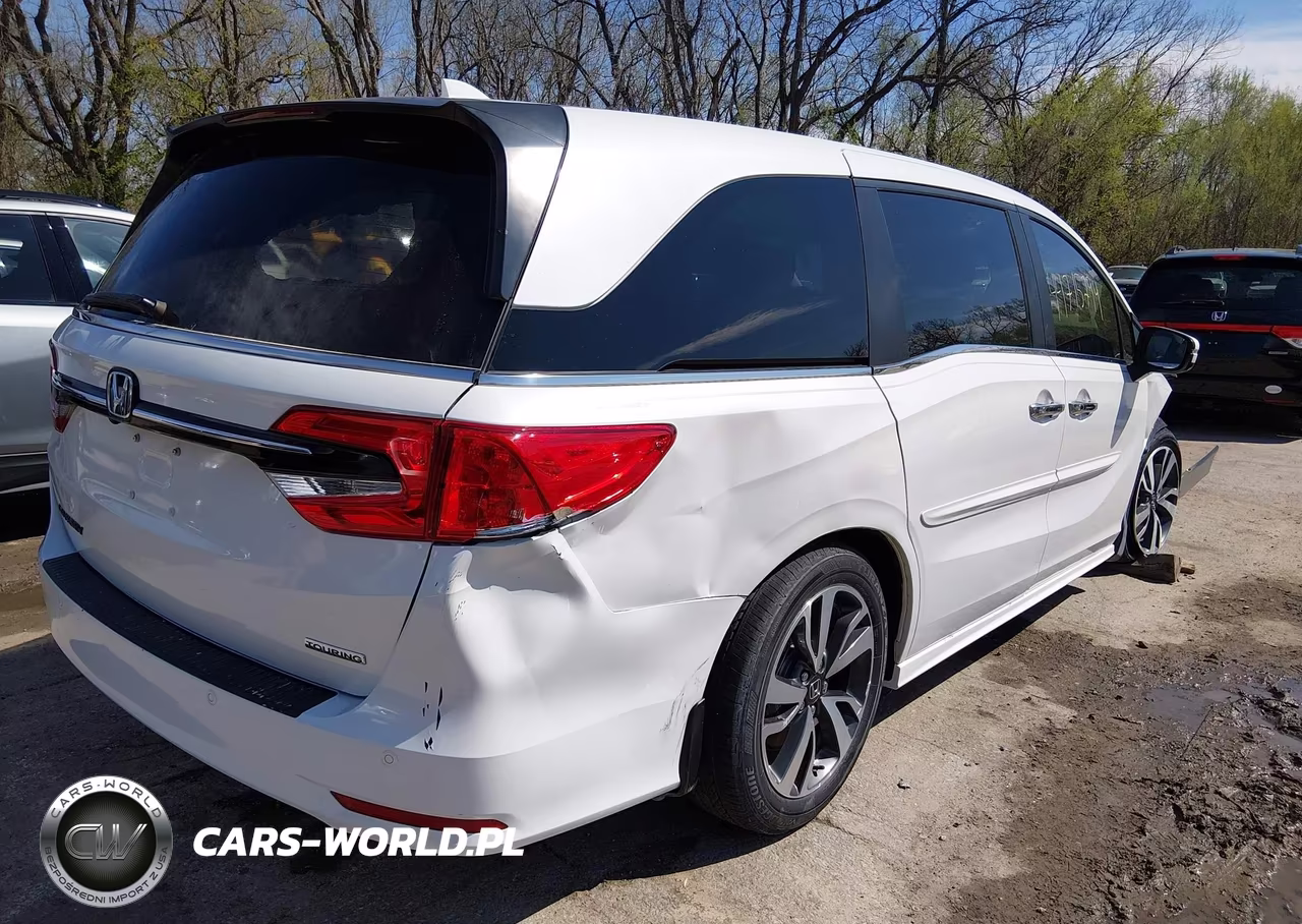 2023 Honda Odyssey Touring VIN:5FNRL6H87PB021659 - 4
