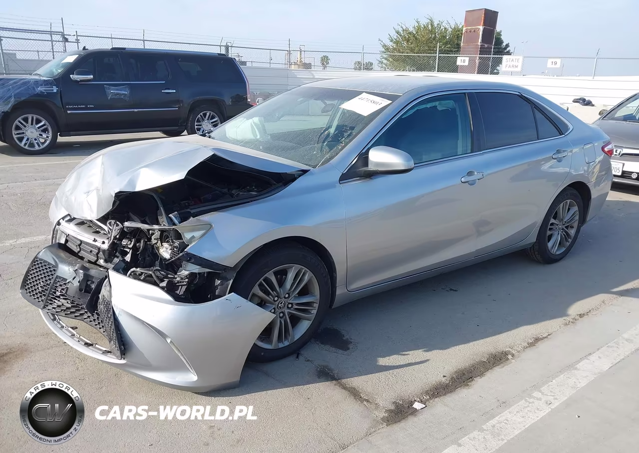 2015 Toyota Camry Se VIN:4T1BF1FK4FU944130 - 2