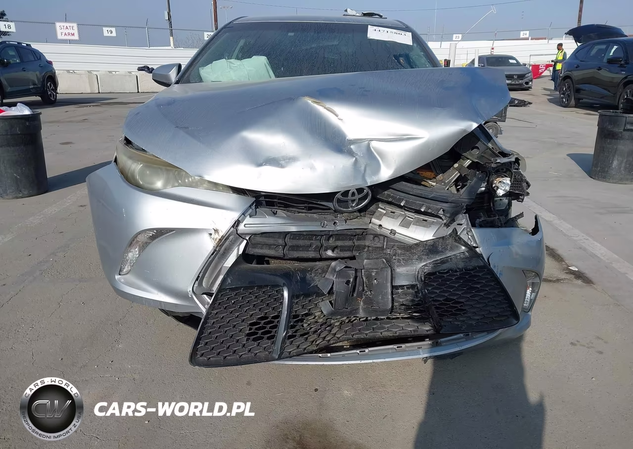 2015 Toyota Camry Se VIN:4T1BF1FK4FU944130 - 6
