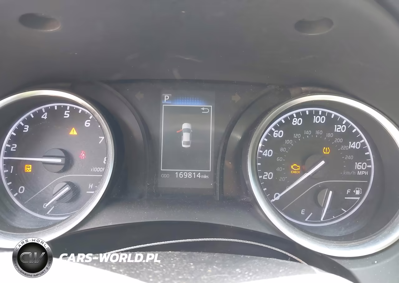 2018 Toyota Camry Le VIN:JTNB11HK6J3016460 - 7