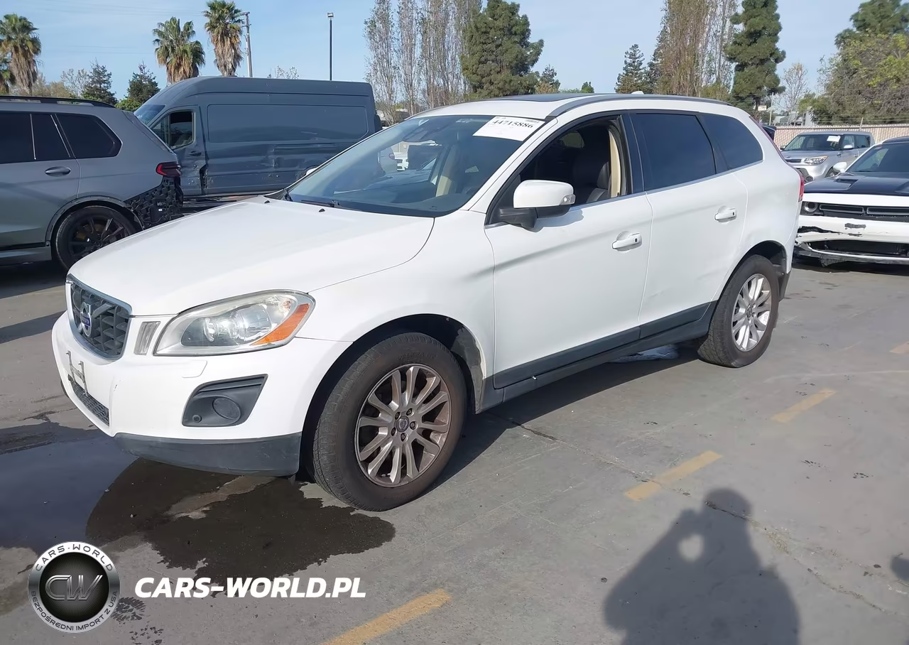 2010 Volvo Xc60 T6-T6 R-Design VIN:YV4992DZ0A2063135 - 2