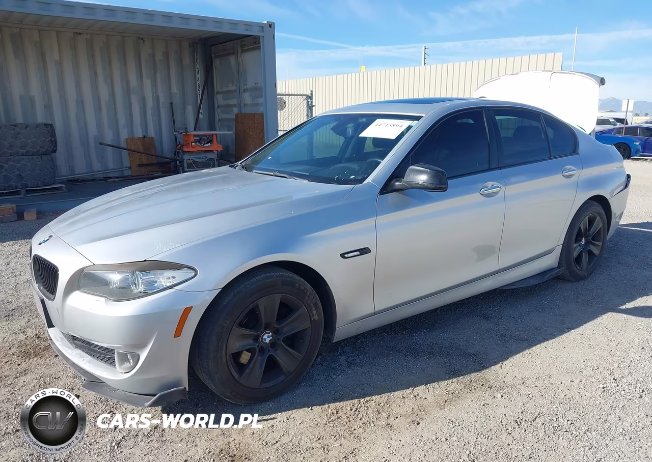 2013 BMW 528I xDrive VIN:WBAXH5C52DDW16841 - 2