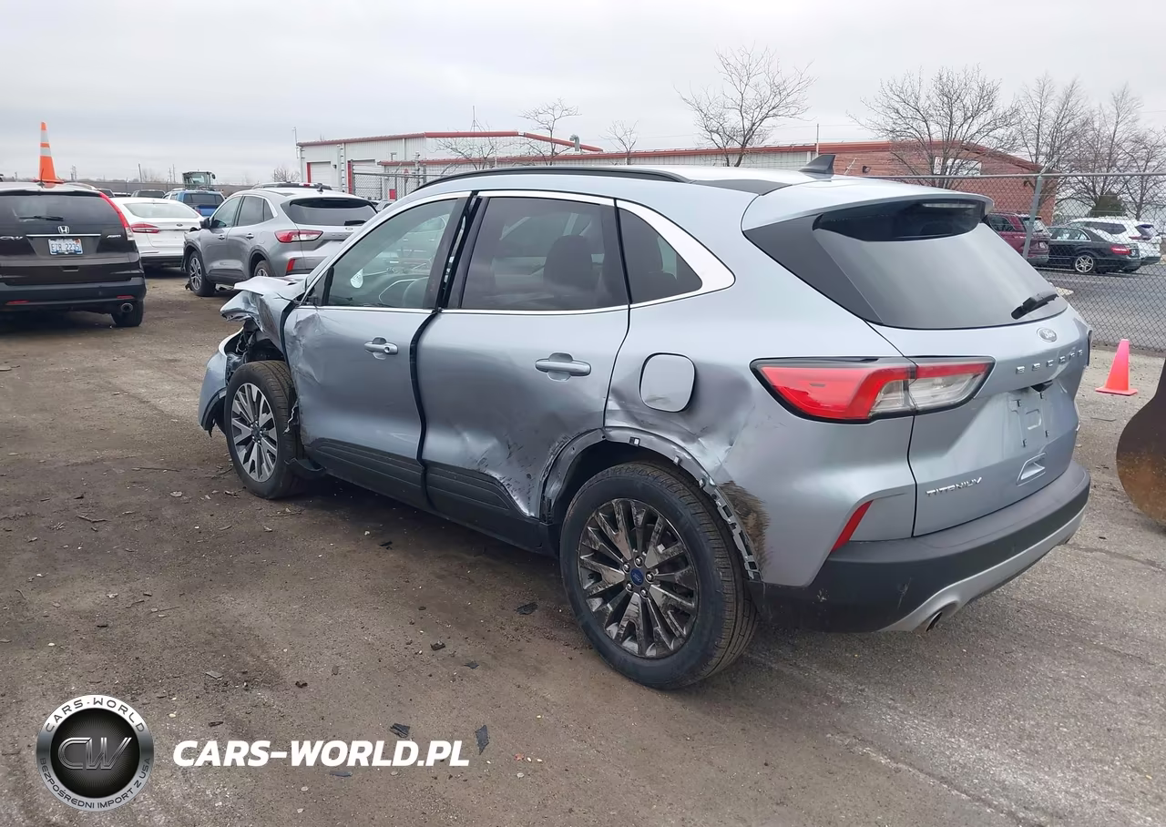 2022 Ford Escape Titanium Hybrid VIN:1FMCU9DZ1NUB22313 - 3