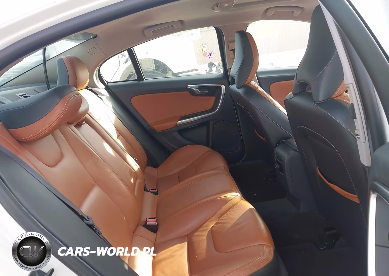 2013 Volvo S60 T5 VIN:YV1612FS7D2203340 - 8