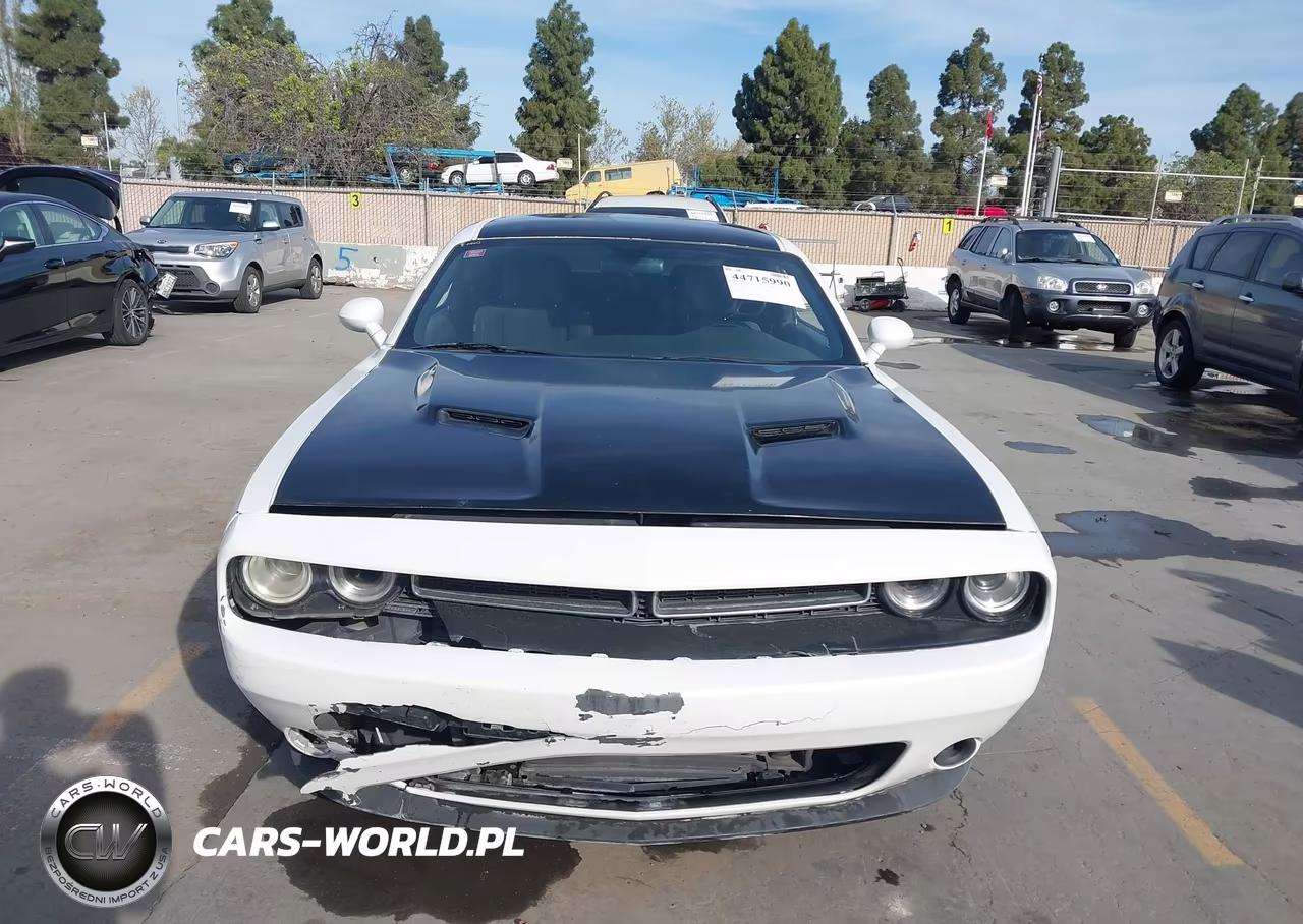 2015 Dodge Challenger Sxt VIN:2C3CDZAG6FH912190 - 12