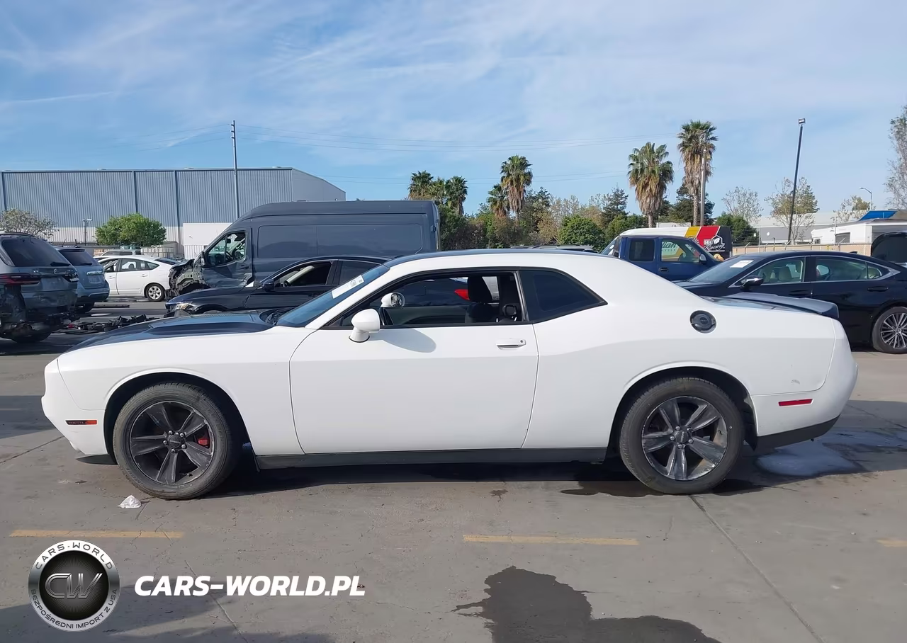 2015 Dodge Challenger Sxt VIN:2C3CDZAG6FH912190 - 14