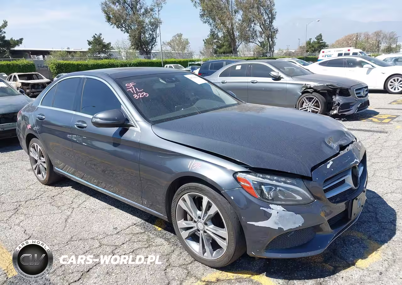 2016 Mercedes-Benz C 300 4Matic