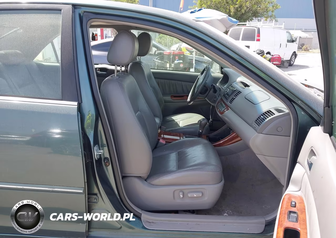 2004 Toyota Camry Xle VIN:4T1BE32K74U336930 - 5