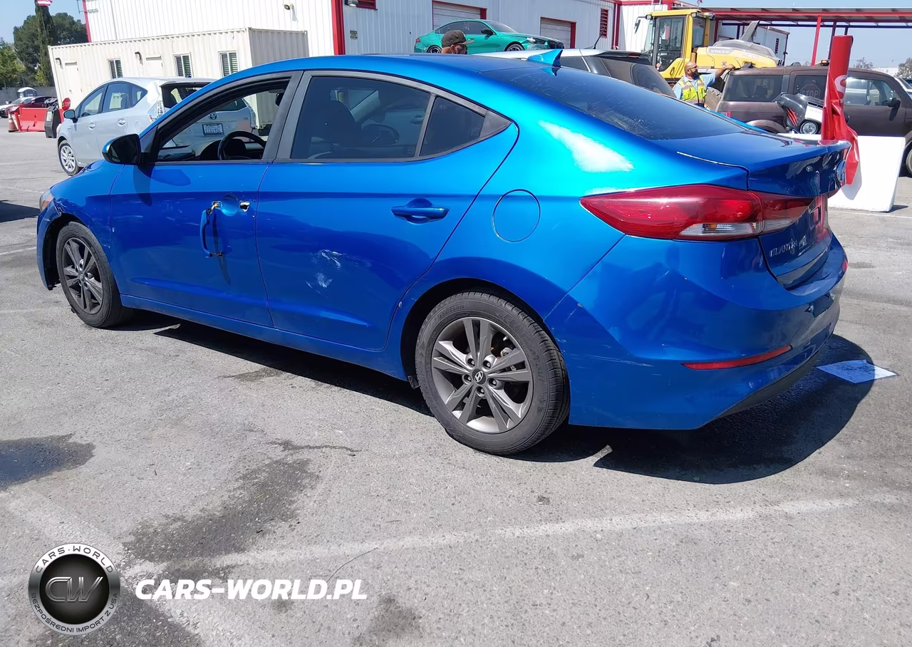 2018 Hyundai Elantra Value Edition VIN:KMHD84LF7JU612512 - 3