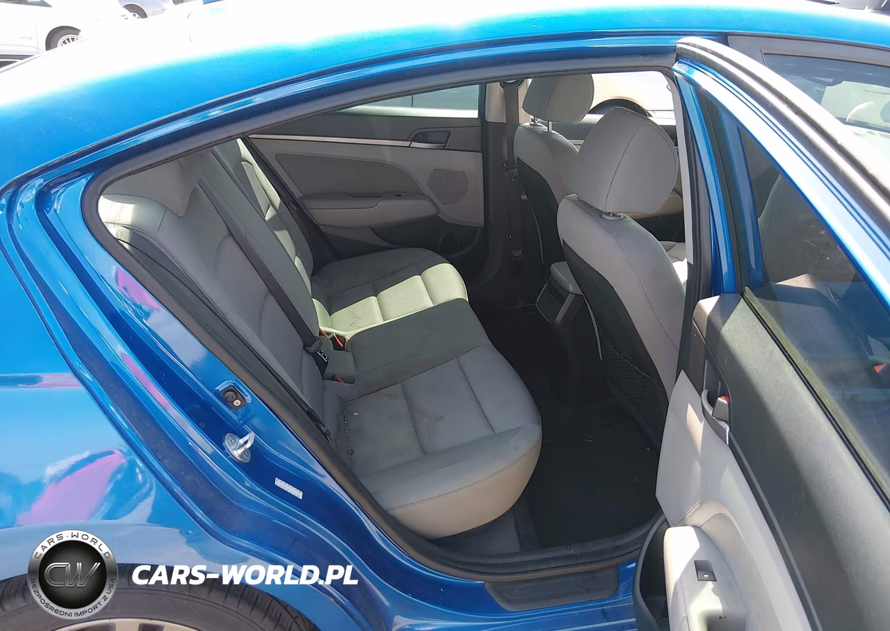2018 Hyundai Elantra Value Edition VIN:KMHD84LF7JU612512 - 8