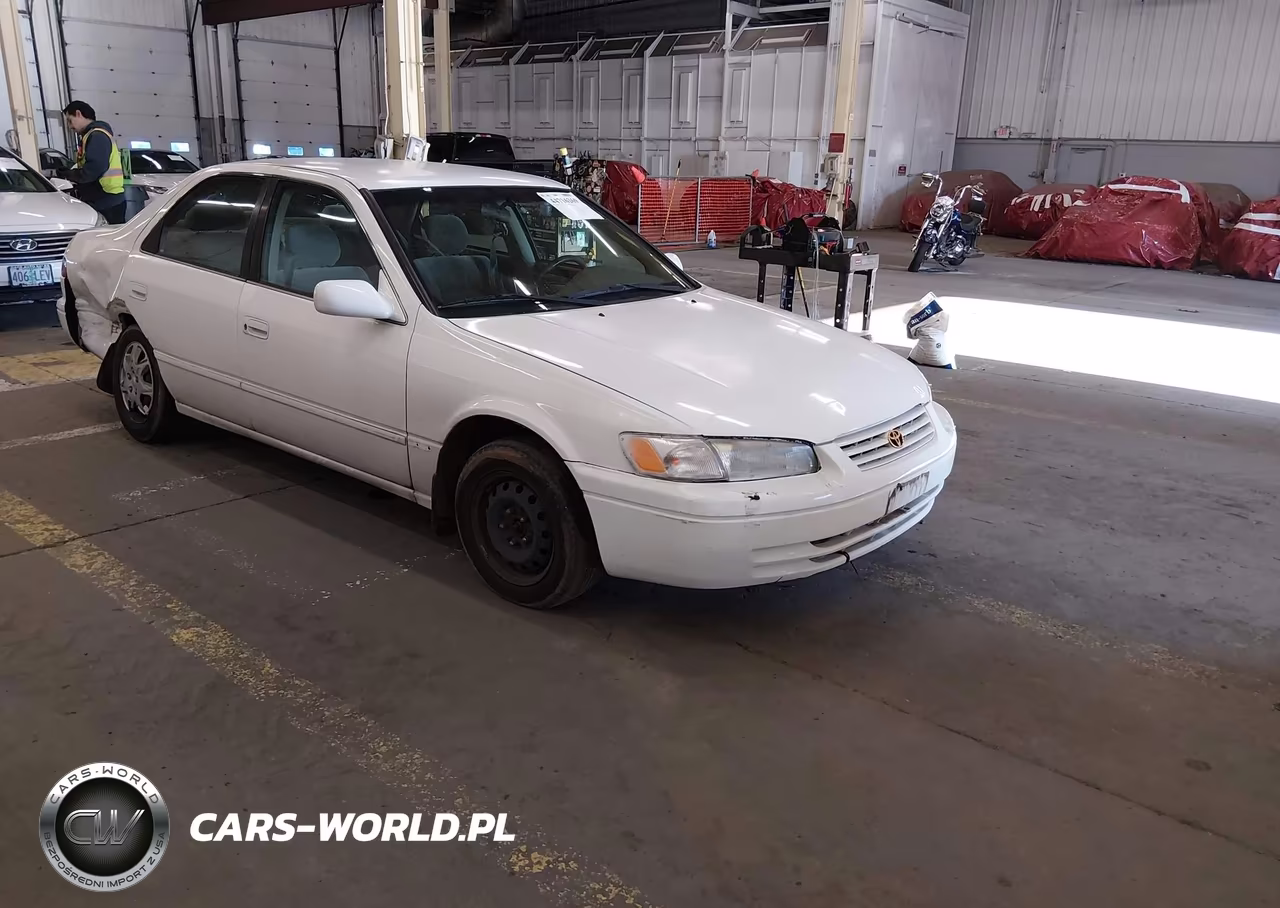 1999 Toyota Camry Le