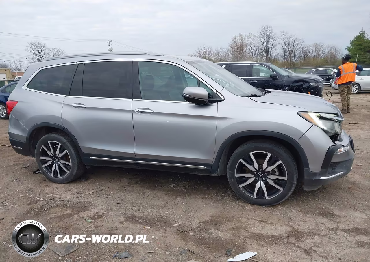 2019 Honda Pilot Elite VIN:5FNYF6H04KB053071 - 13