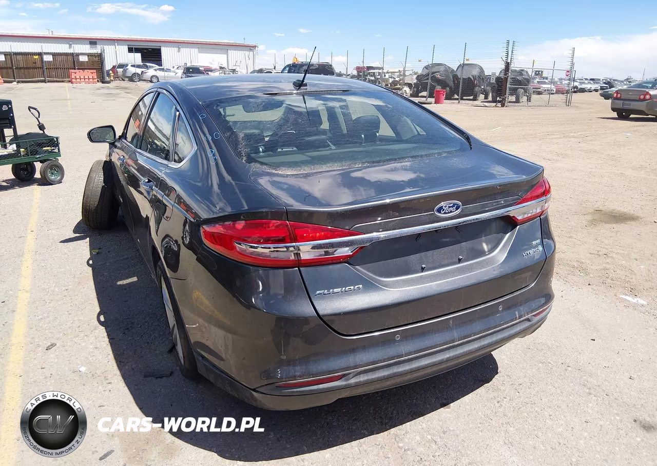 2018 Ford Fusion Hybrid Se VIN:3FA6P0LU9JR208423 - 3