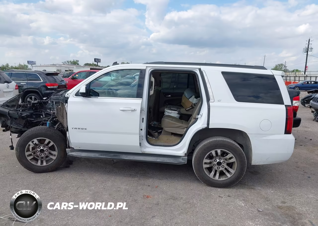 2015 Chevrolet Tahoe Lt VIN:1GNSCBKC0FR129211 - 13