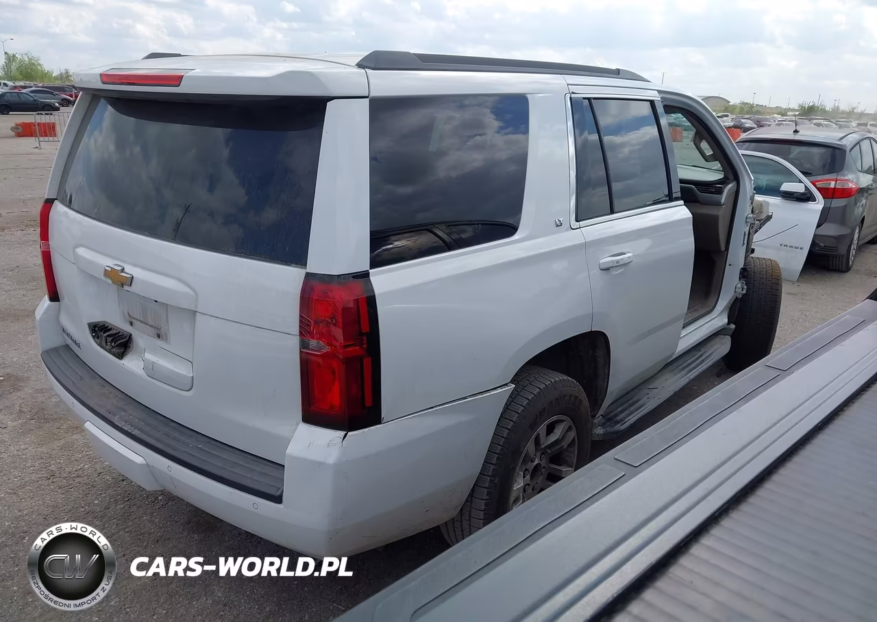 2015 Chevrolet Tahoe Lt VIN:1GNSCBKC0FR129211 - 4