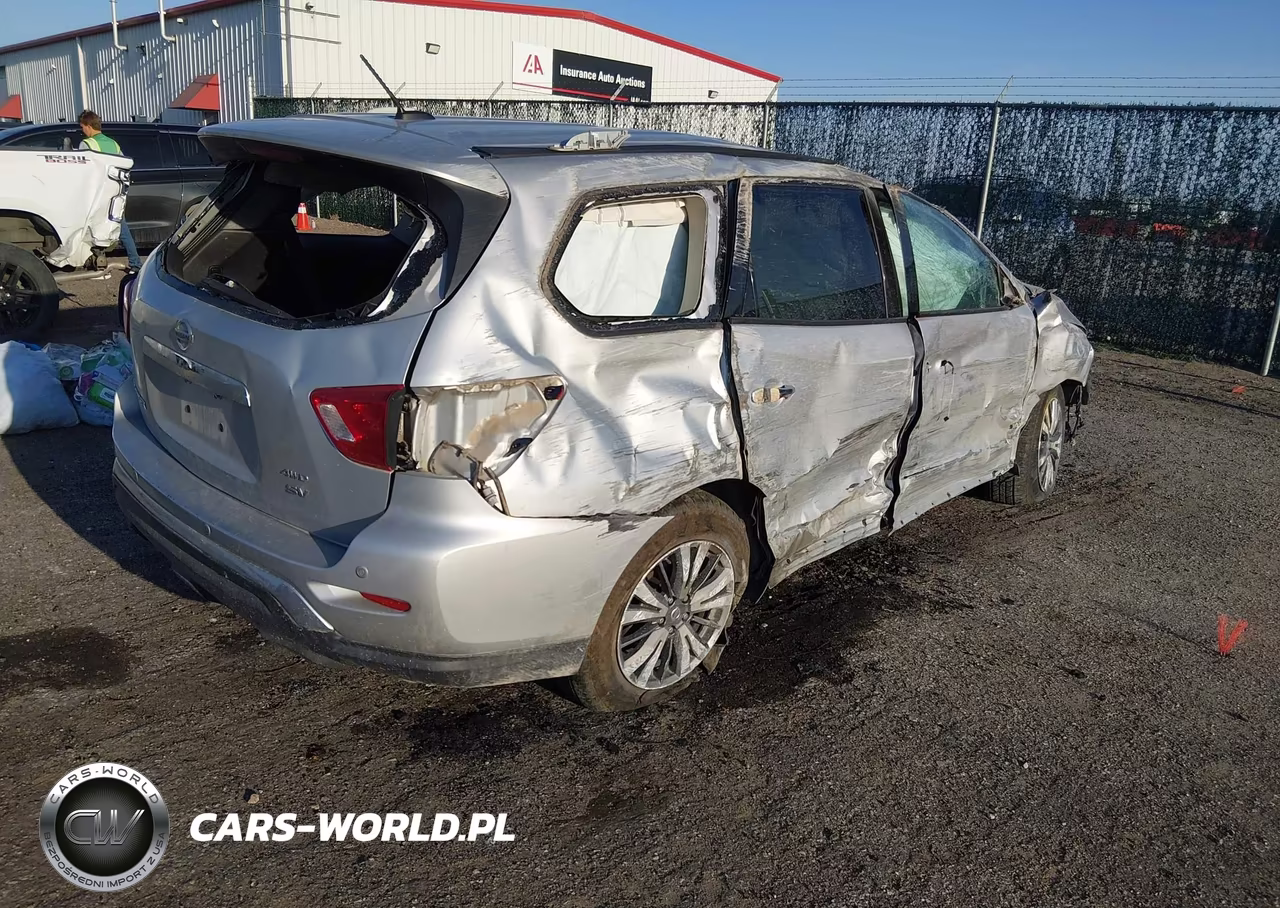 2018 Nissan Pathfinder Sv VIN:5N1DR2MM5JC669716 - 4