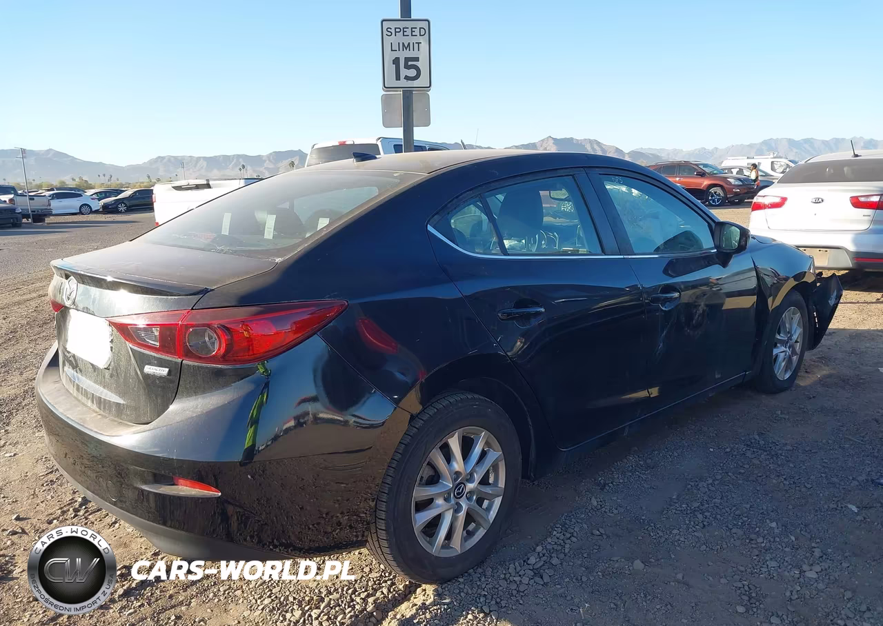 2015 Mazda Mazda3 I Grand Touring VIN:3MZBM1W75FM162264 - 4
