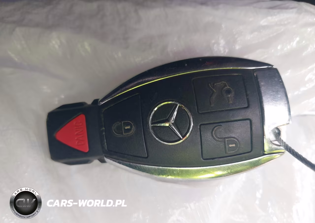 2015 Mercedes-Benz C 300 VIN:55SWF4JB7FU074301 - 11