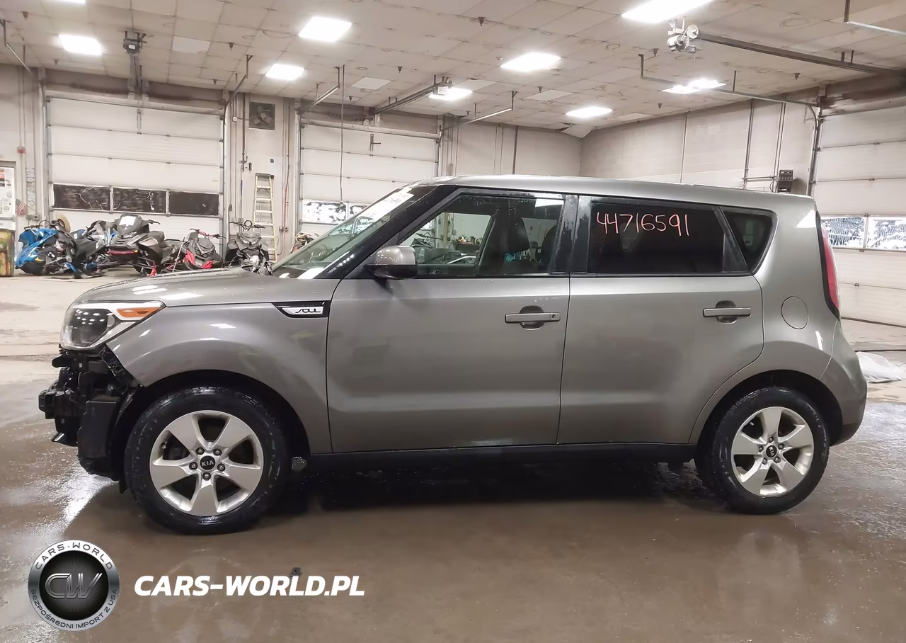 2018 Kia Soul VIN:KNDJN2A27J7562018 - 15