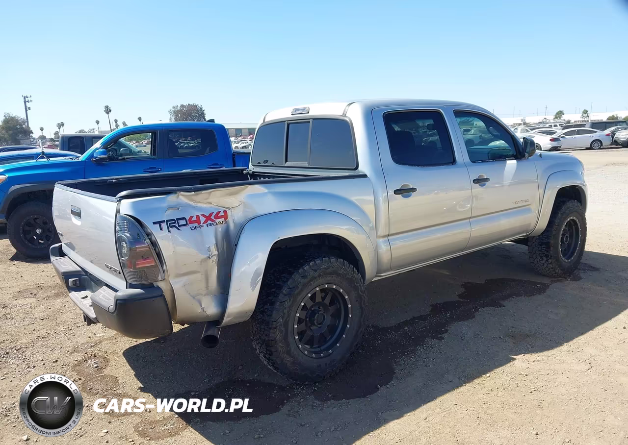 2005 Toyota Tacoma Base V6 VIN:3TMLU42N05M001476 - 4