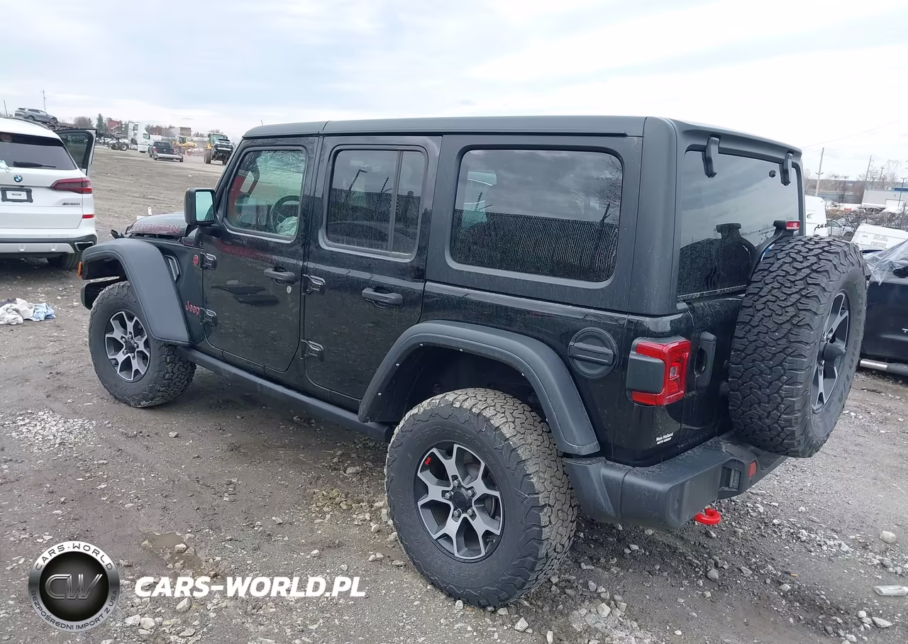 2022 Jeep Wrangler Unlimited Rubicon 4X4 VIN:1C4HJXFG2NW102725 - 3