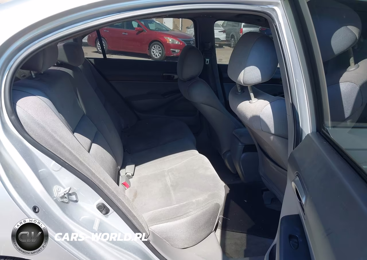 2007 Honda Civic Lx VIN:1HGFA16507L006827 - 8