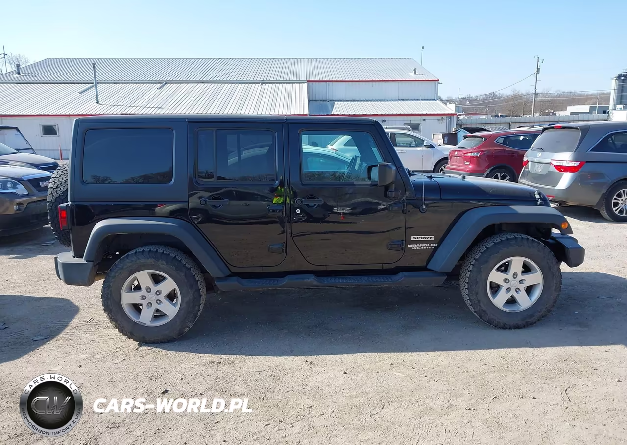 2017 Jeep Wrangler Unlimited Sport 4X4 VIN:1C4BJWDG6HL515756 - 13