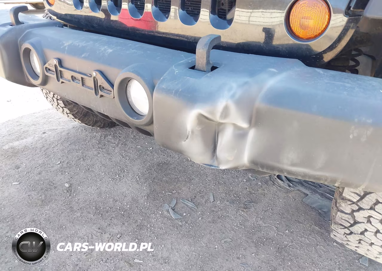 2017 Jeep Wrangler Unlimited Sport 4X4 VIN:1C4BJWDG6HL515756 - 19