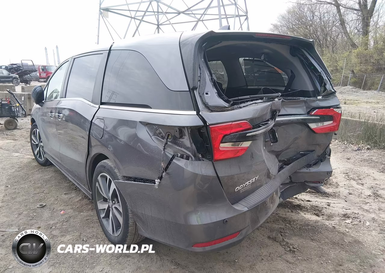 2024 Honda Odyssey Touring VIN:5FNRL6H84RB028992 - 3