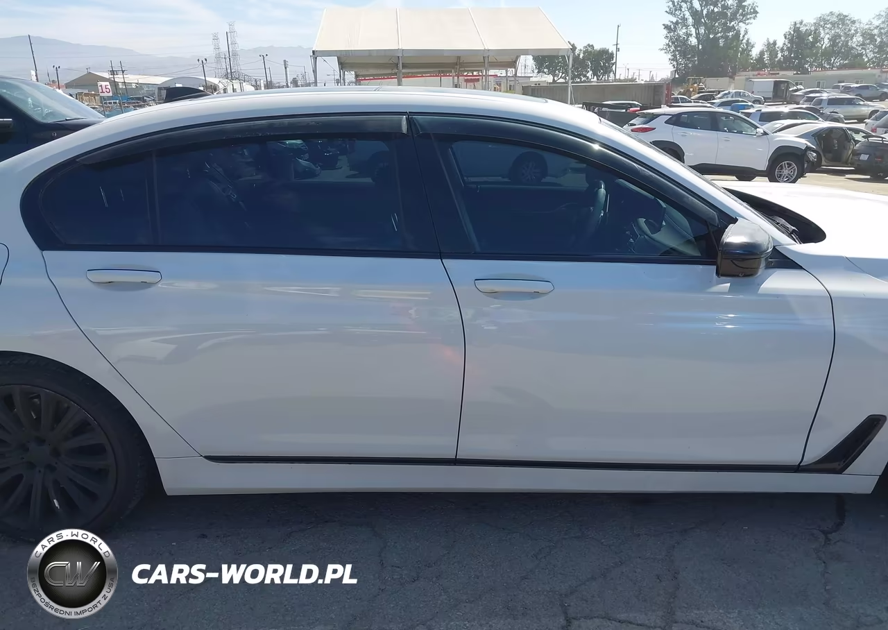 2018 BMW 750I VIN:WBA7F0C52JGM22846 - 14