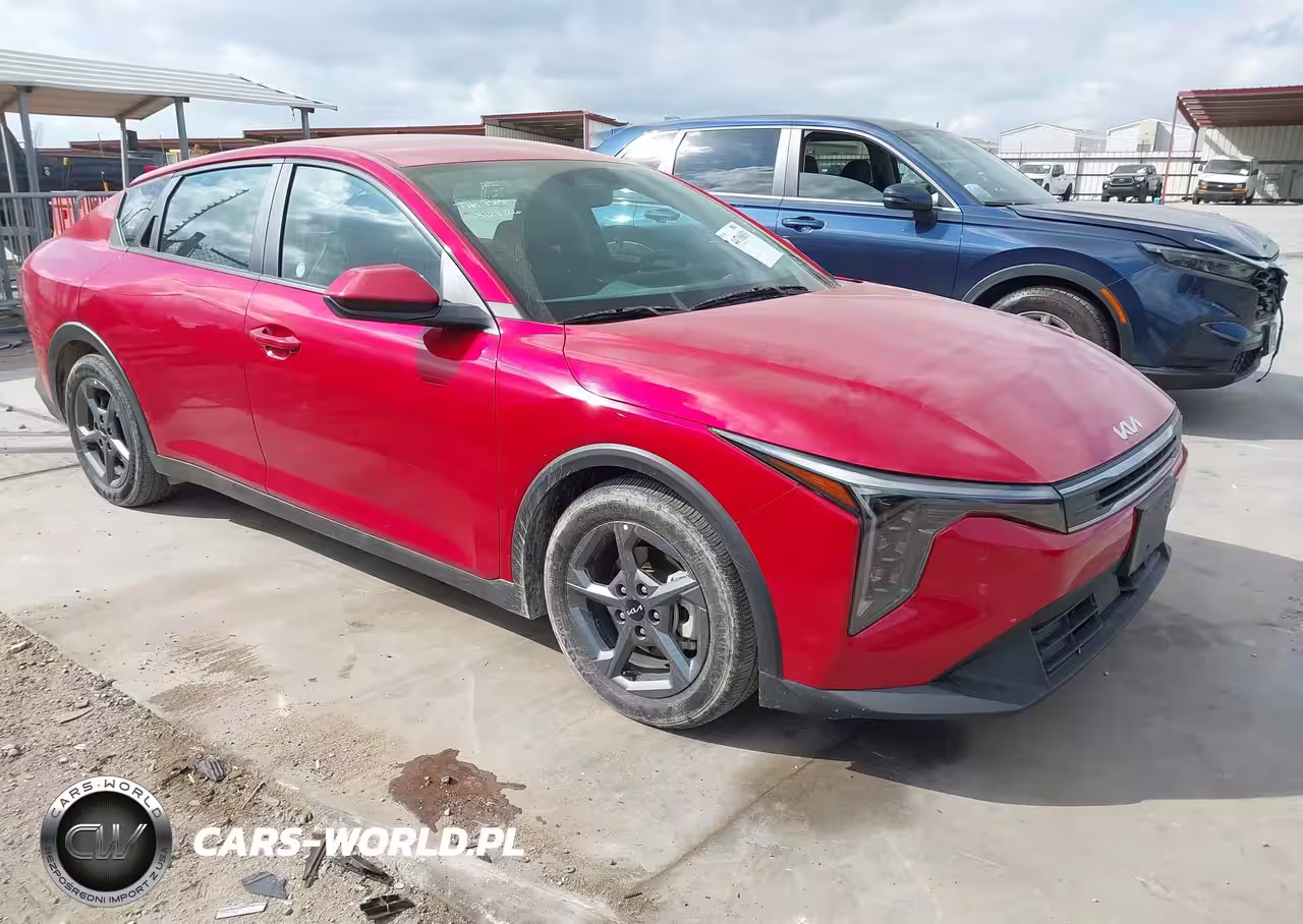 2025 Kia K4 Lxs