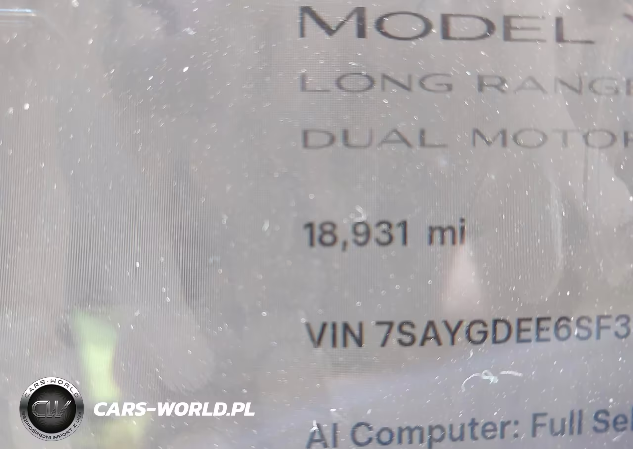2025 Tesla Model Y Long Range Dual Motor All-Wheel Drive VIN:7SAYGDEE6SF308131 - 7