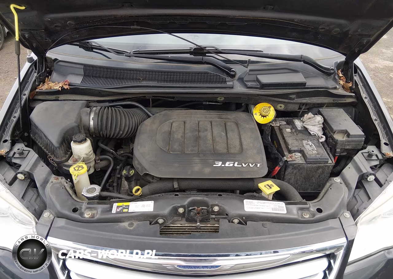 2016 Chrysler Town & Country Touring VIN:2C4RC1BG5GR293005 - 10