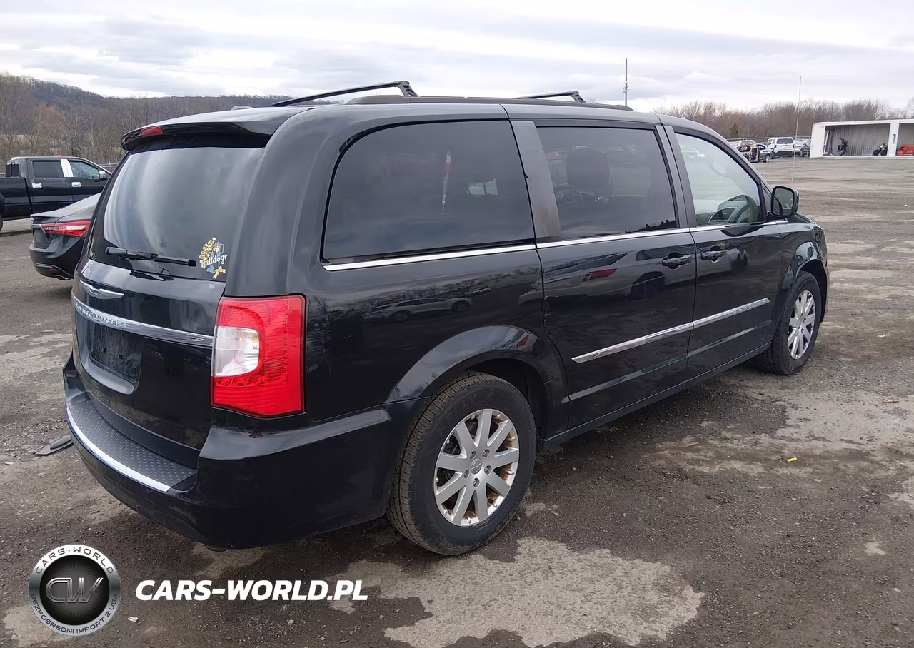 2016 Chrysler Town & Country Touring VIN:2C4RC1BG5GR293005 - 4