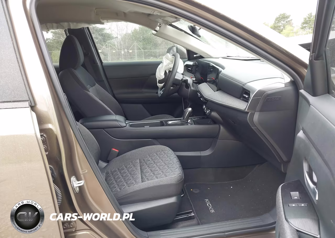 2025 Nissan Kicks Sv Fwd VIN:3N8AP6CA9SL329667 - 5