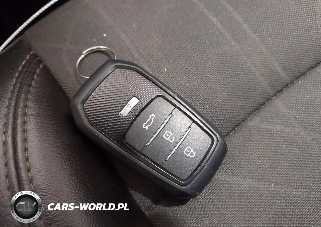2020 Chevrolet Trax Fwd Lt VIN:3GNCJLSB1LL300655 - 11