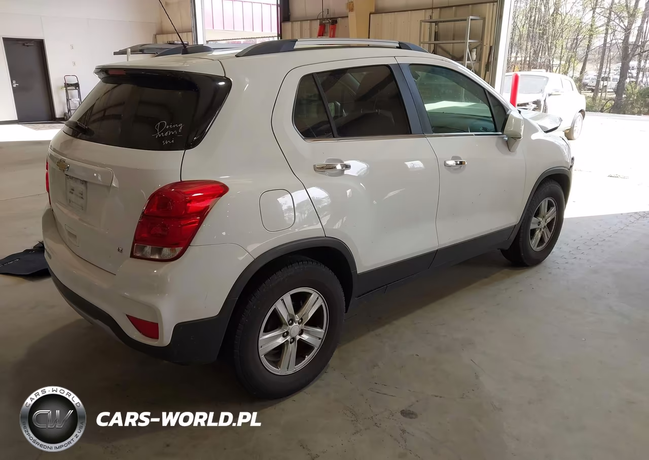 2020 Chevrolet Trax Fwd Lt VIN:3GNCJLSB1LL300655 - 4