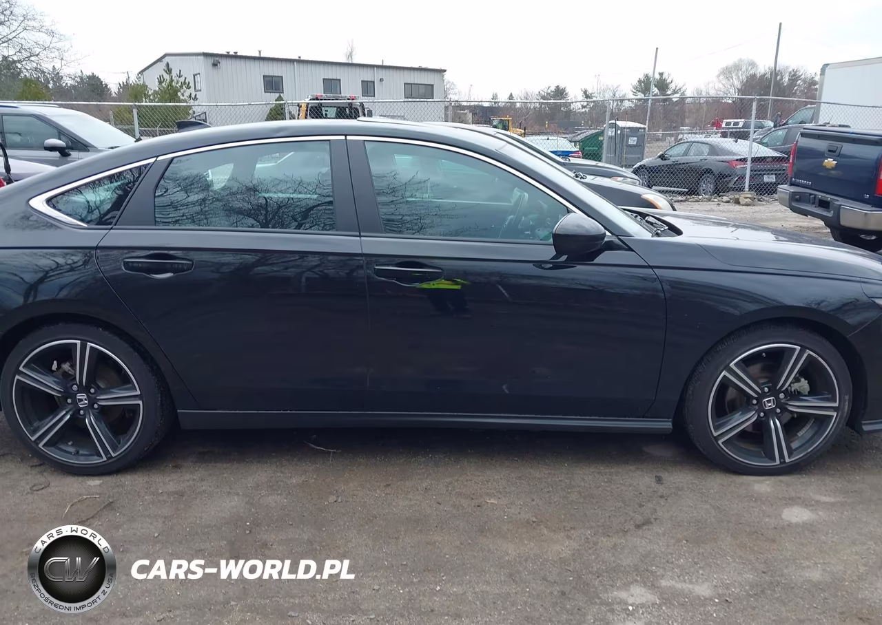 2025 Honda Accord Hybrid Sport VIN:1HGCY2F51SA006232 - 13
