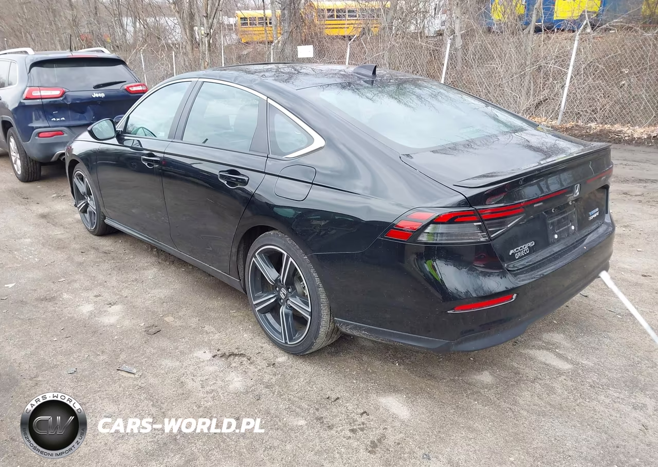 2025 Honda Accord Hybrid Sport VIN:1HGCY2F51SA006232 - 3