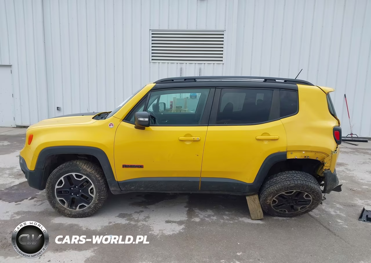 2015 Jeep Renegade Trailhawk VIN:ZACCJBCTXFPC25945 - 15