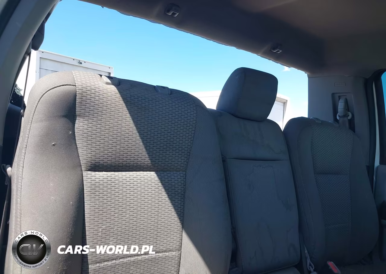 2017 Ford F-550 Chassis Xlt VIN:1FDUF5GT8HEC03063 - 8