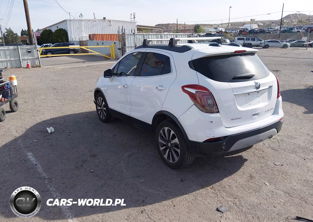 2018 Buick Encore Essence VIN:KL4CJCSB9JB631243 - 3