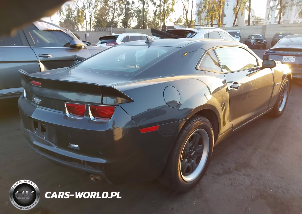 2013 Chevrolet Camaro 2Ls VIN:2G1FA1E3XD9244758 - 4