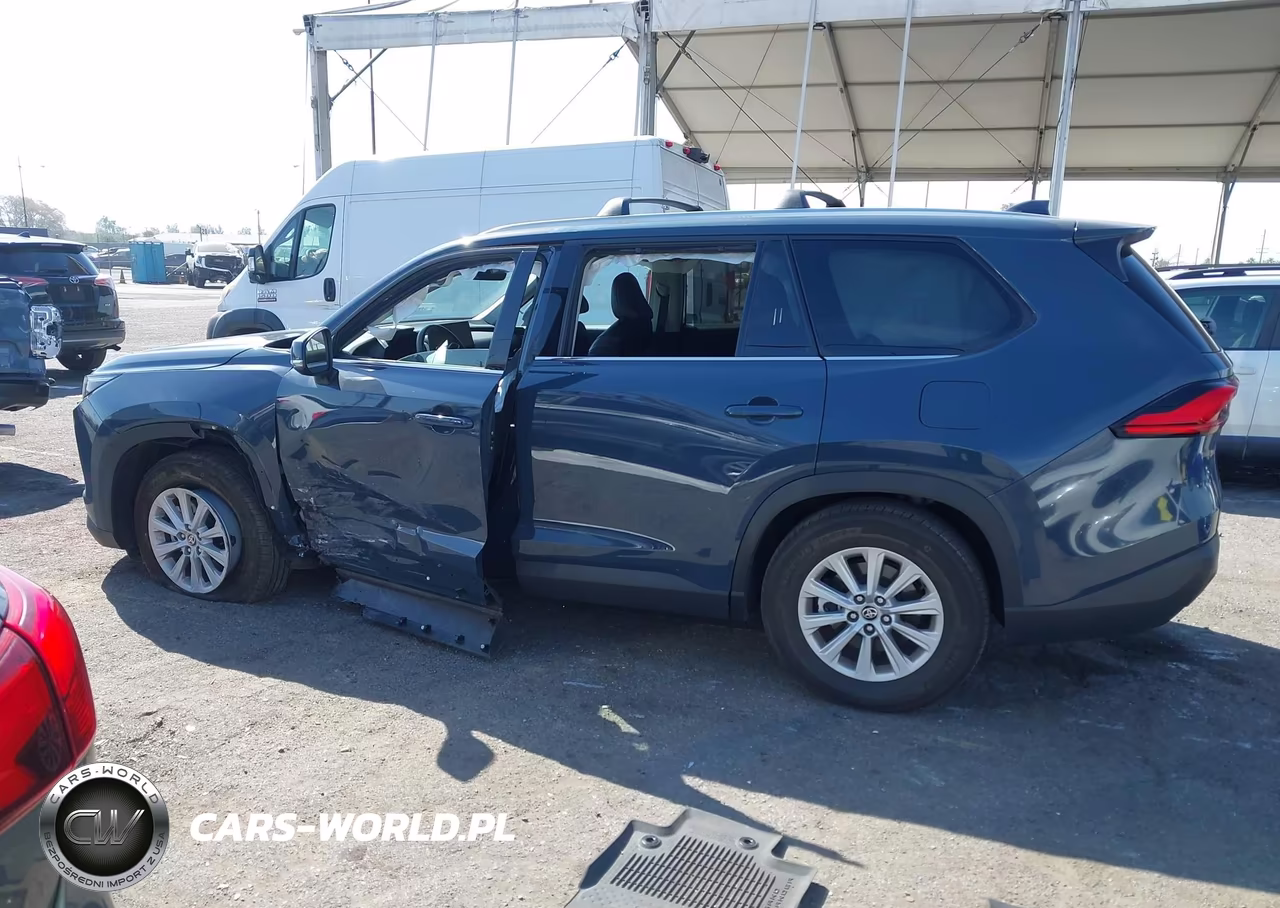 2024 Toyota Grand Highlander Xle VIN:5TDAAAA59RS015950 - 14